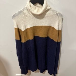 Sweater  JCREW turtle neck beautiful, warm! Barely worn M size